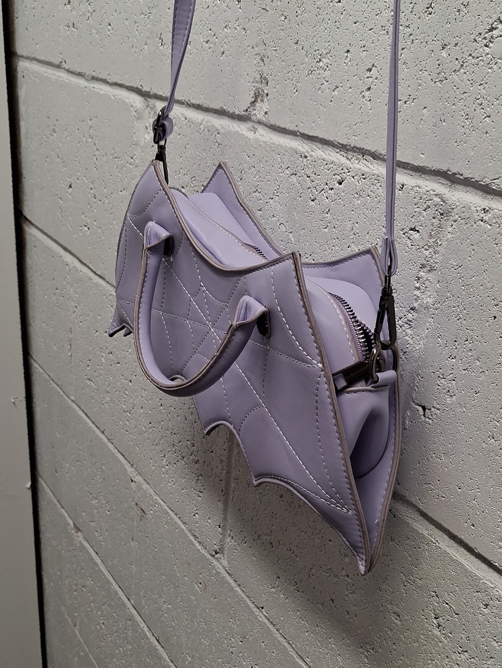 Lavender Bat wing Shoulder bag,PU Spider Web Crossbody Handbag - Picture 4 of 6